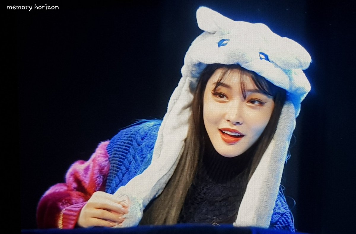 Memory_Horizon's tweet photo. 19.01.02 제일라아트홀 막팬 프리뷰

청하 귀욤뽀작~

@mnhent_01 #청하 #김청하 #CHUNGHA #열두시 #청하_막팬싸 #벌써_12시 #벌써12시 https://t.co/5NezbBKwdE