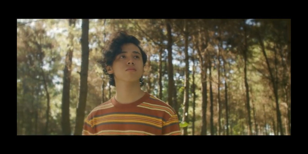 smloveivos's tweet photo. Remember the boy from BDD???
Ito na siya ngayon!!!
Feel old? Lols
#IVOSBawatKaluluwaMV https://t.co/AqQo3lJWrK