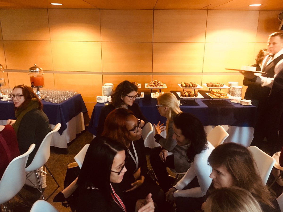 insscide_eu's tweet photo. Young diplomats, researchers and experts at #InsSciDEOpenConf training to build empathy with @HPI_DE’s James Fish - working to recognise assumptions, to listen empathetically, to ask the right questions.
Essential trust-building skills! #ScienceDiplomacy https://t.co/WFX8M9jUrL