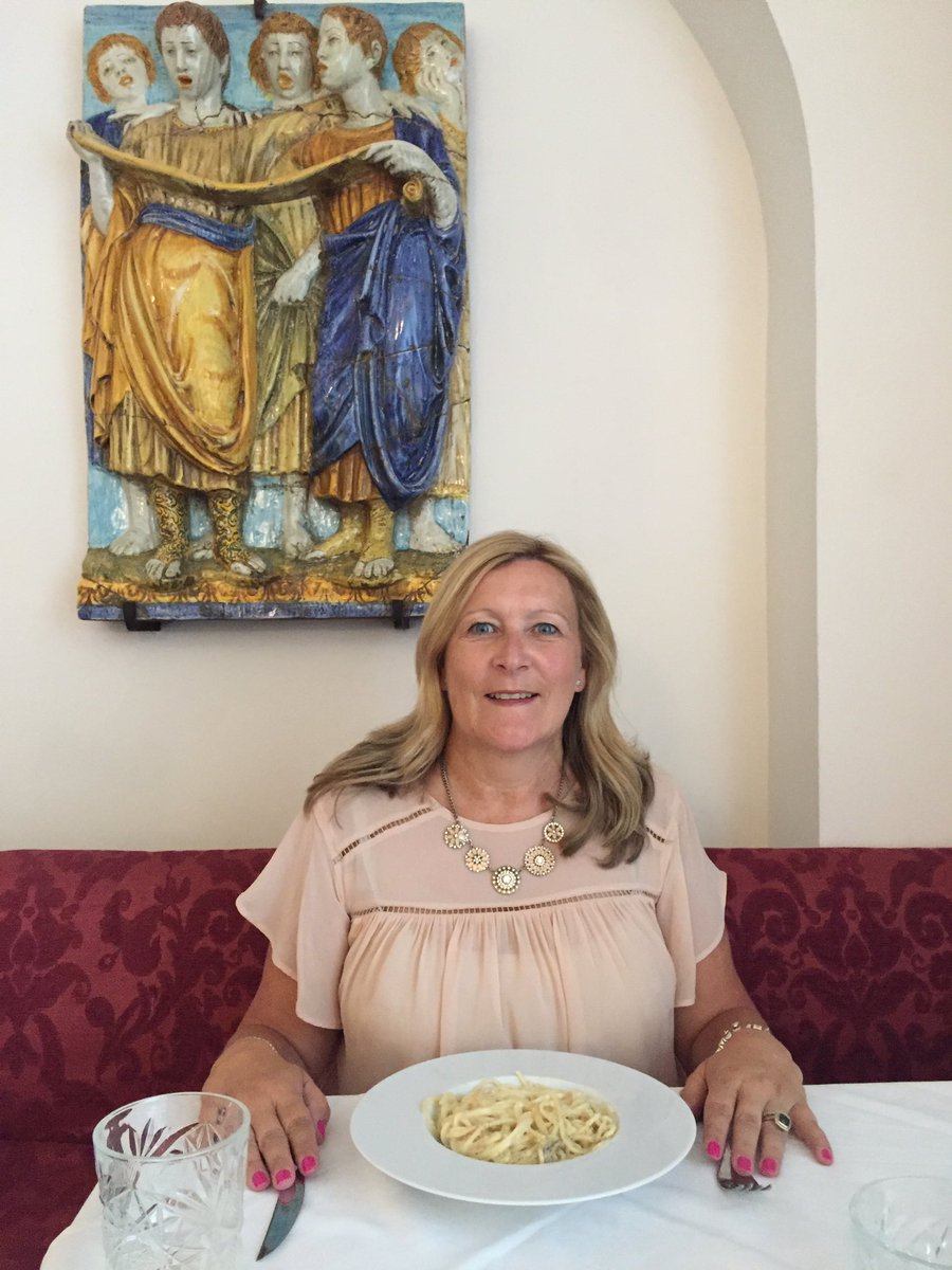WaitingForTheC2's tweet photo. #SundayMotivation #PhotoADay Dinner @babycatcheroz #WaitingForTheCall #HeartTransplant @NHSOrganDonor #31daysofus #31daysofus2019 #photoadaychallenge @KatieMagnet @share_wishes @Save9Lives @LLTGL @hearts_matteruk @NHSBT @pumpinghearts @PMPositivePants @TransplantToys @HTF_UK https://t.co/78MhjawH1T