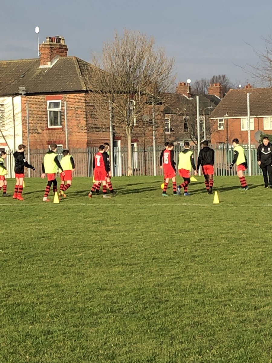 hull_u14's tweet photo. Preparation time before kick off #itsacoldone https://t.co/9BUiV7QVEB