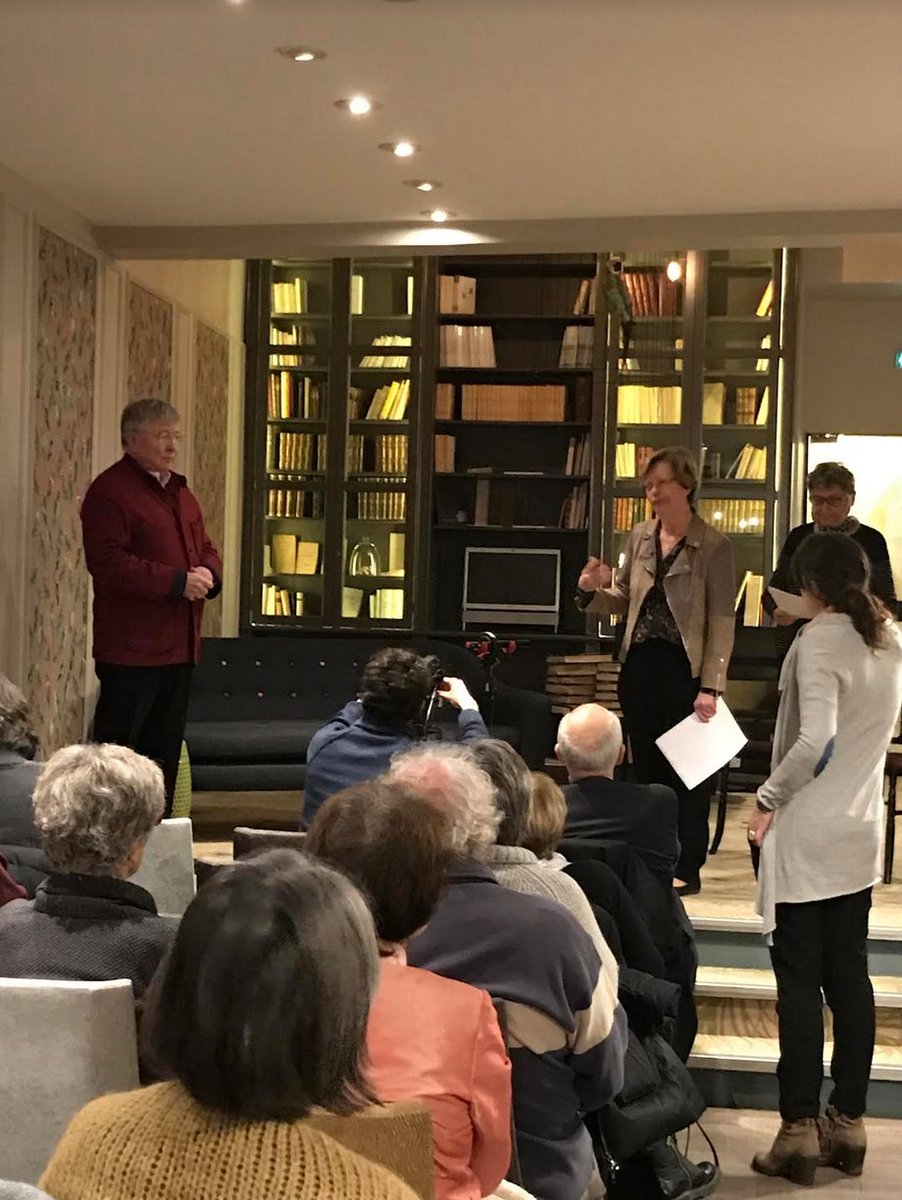 Franc succès de la #Nuitdelalecture hier à l'#Hôtellittéraire Gustave Flaubert, qui recevait Jeanne Bem, autour de "Bouvard et Pécuchet, deux retraités heureux", en partenariat avec l'association des amis de #Flaubert et #Maupassant ! #NuitLecture 2019 #Rouen #vieculturelle