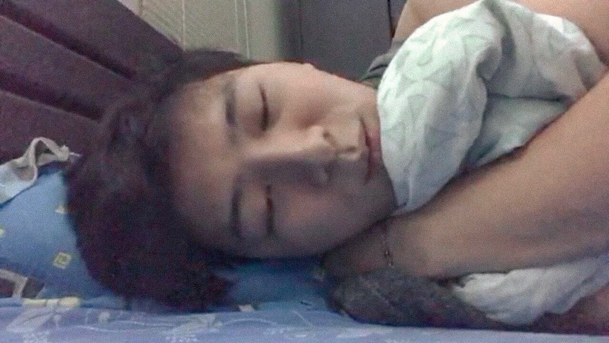 SurikandotK's tweet image. คิดถึงจัง สมัยมโนว่าคอลกับคริสพี 55555
มันนานมากแล้ว เคลีโทรศัพท์แล้วเจอรูป
@kristtps #ยยขคพ #KristPerawat