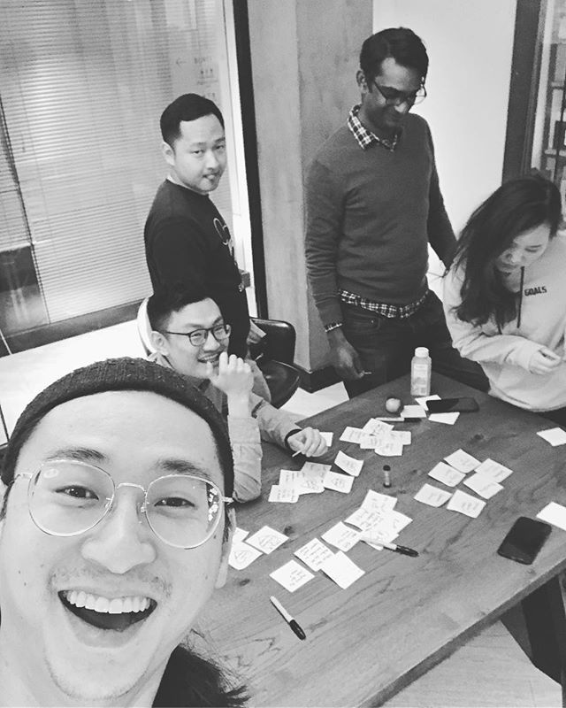 letsmakegreat's tweet photo. Looking forward to the next week with this crazy bunch of creatives 🙌🏻
.
.
.
.
#letsmakegreat #protopreneurs #chinahustle #principles #reflections #designthinking #workshops #creativity #creatives #designer #grind #hustle #shanghai #china #dailypost #ent… https://t.co/XaAB4GzeUe https://t.co/9IY8NdpNzt