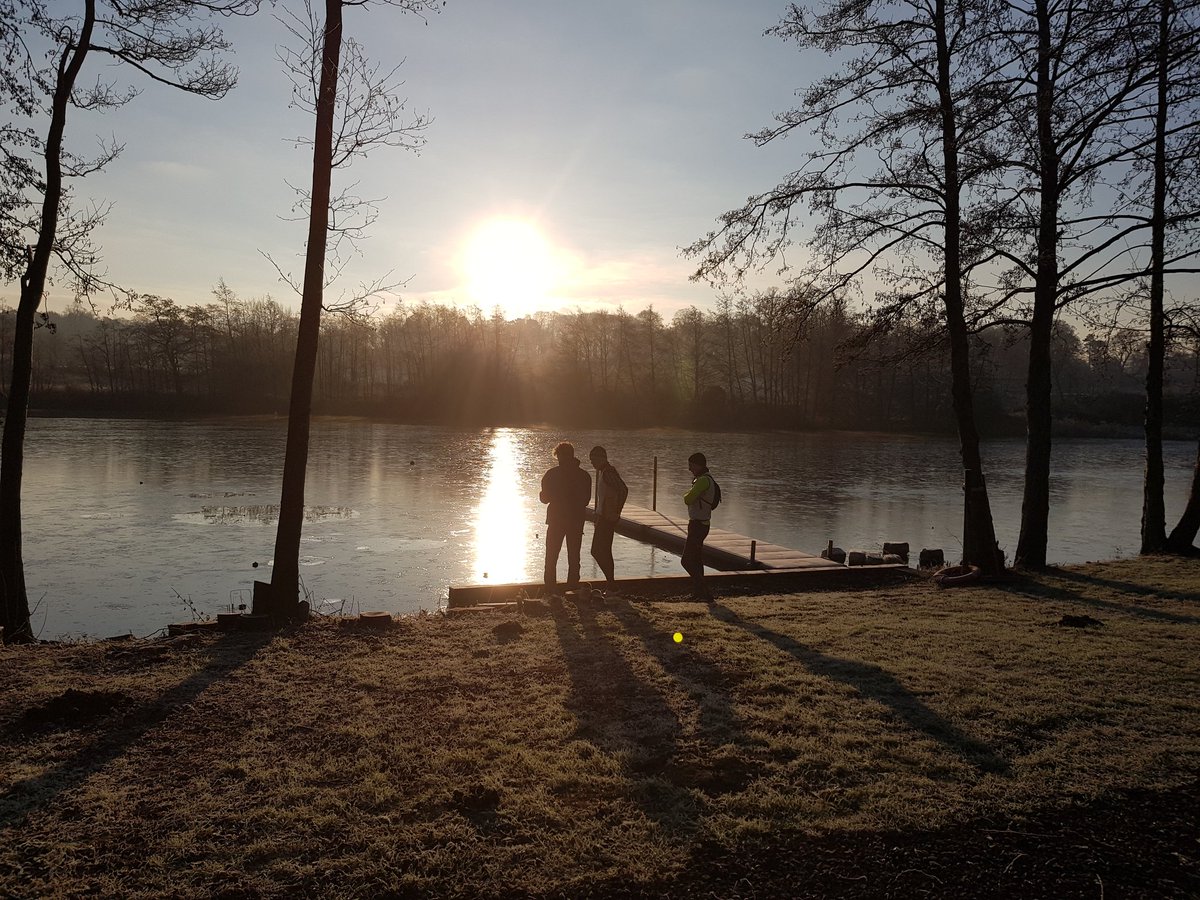 Icy start for this morning's long distance paddle.  Little Broad is frozen over.