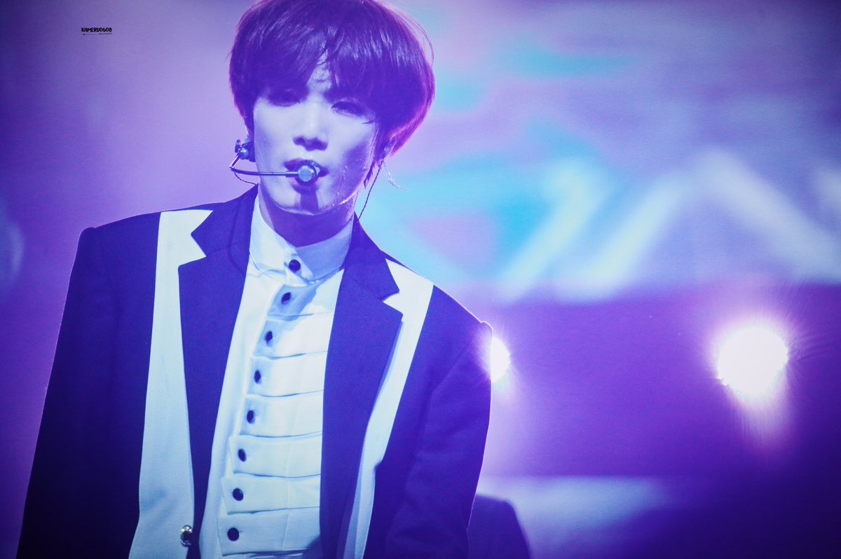 kameru0608's tweet photo. 0119 뮤직뱅크HK HD
#JR #김종현 https://t.co/qsvgu917eu