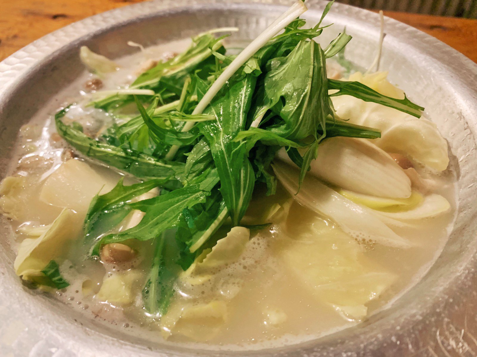 Twitter 上的 唯一無二の絶品グルメ むにぐるめ とりいちず 東京 西武新宿駅から徒歩1分 214まで期間限定で飲み放題を頼むと水炊きが0円で食べ放題になるお店 00円のプレミアム飲み放題を注文すると 水炊きを0円で好きなだけ食べまくれる 寒い今の季節 Twitter 上的 唯一無二の絶品グルメ むにぐるめ とりいちず 東京 西武新宿駅から徒歩1分 214まで期間限定で飲み放題を頼むと水炊きが0円で食べ放題になるお店 00円のプレミアム飲み放題を注文すると 水炊きを0円で好きなだけ食べまくれる 寒い今の季節