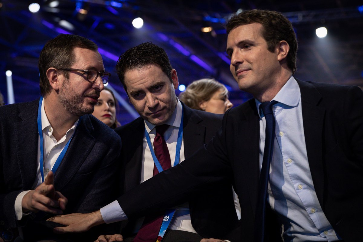 GPPopular's tweet photo. Clausuramos la Convención Nacional del @PPopular, pero es solo el comienzo de lo que está por venir: vamos a seguir trabajando para volver a ser el partido favorito de los españoles para mejorar este país. 
🇪🇸 #EspañaEnLibertad https://t.co/mZAcsGIHKp