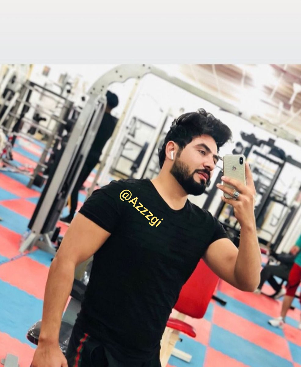 صوتگ يرد الروح ويثير الإحساس
ومع كل نبرهہ منهہ يزداد شوقي

وليا أختلط مع بحتگ حر الأنفاس
كنهہ يضخ العافيهہ في عروقي