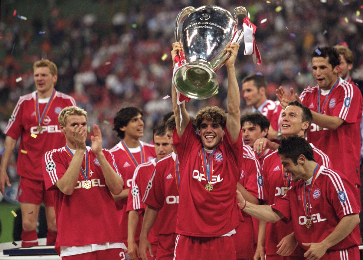 #UCL Champion 2001 @FCBayern & 2008 @ManUtd 🏆🏆
Happy Birthday, Owen Hargreaves 🎉🎂🎊🎈⚽️🏴