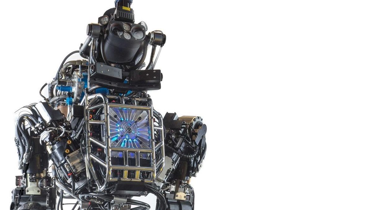 La fin d'un tabou : l’armée américaine souhaite utiliser des robots tueurs 01net.com/actualites/la-…