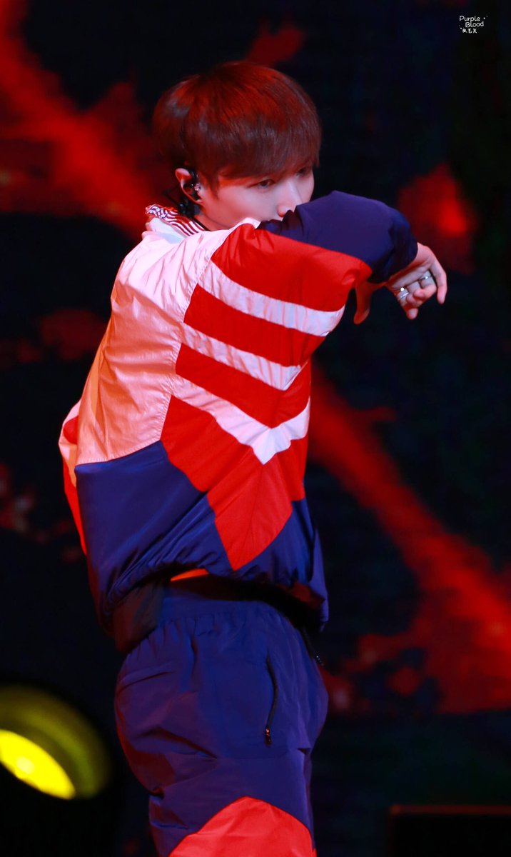 marrymeyixing07's tweet image. [PERVIEW] 190120 #LayXSamsung
#Samsung #GalaxyA8s
#LAYZhang #YIXING #레이 #张艺兴 
#producerLayZhang 
@layzhang
Cr.PurpleBlood_张艺兴