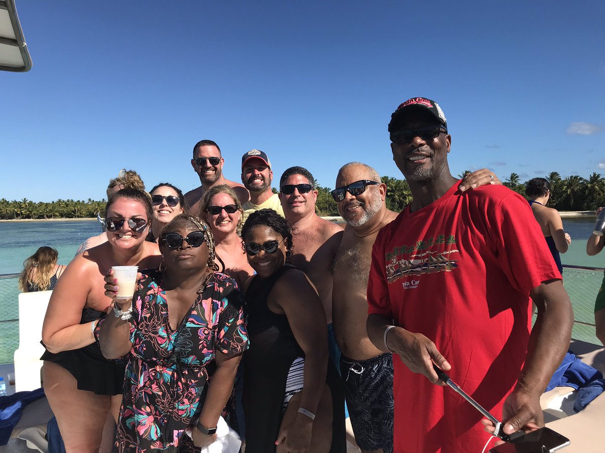 JMays2008's tweet photo. In Punta Cana with Gurley Leep group https://t.co/ESktpVnw9o