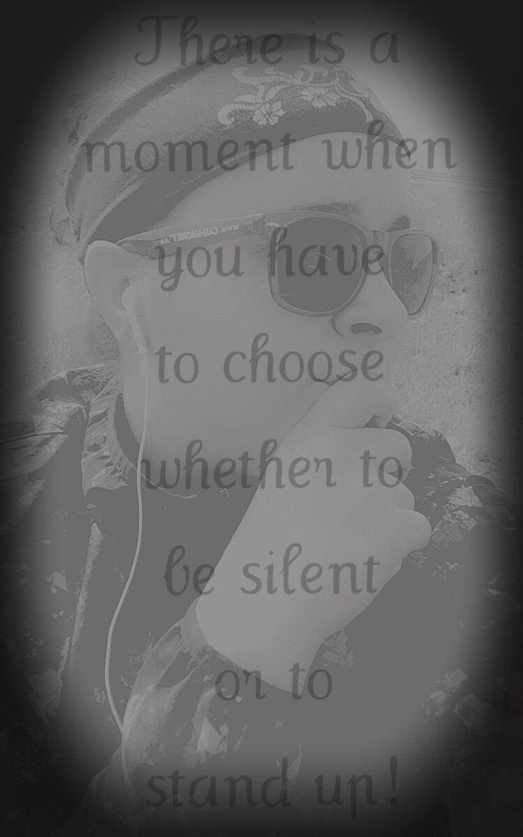 There is a moment when you have to choose whether to be silent or stand up. I chose to stand up and it cost me everything but at the end of the end I have the truth and amazing earth angels standing with me ✊🏼 #iamasurvivour #metoo #standup #dontbesilent