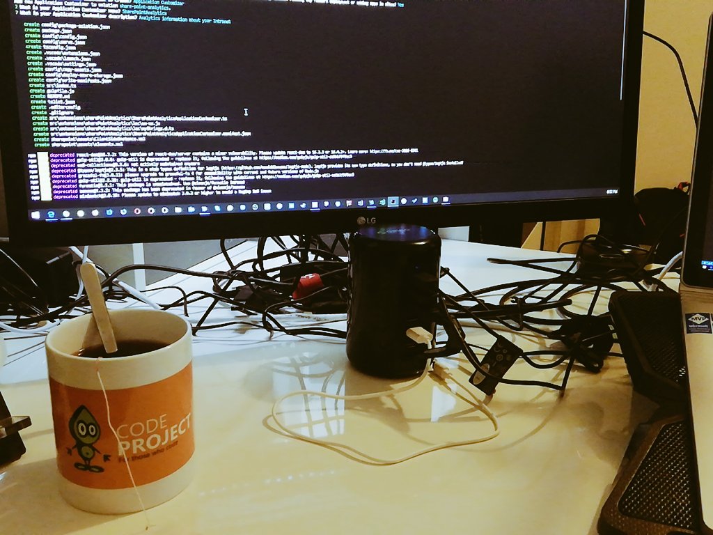 kasuken's tweet image. Working Sunday with few hours of hard study.

#devlife #vscode #codeproject