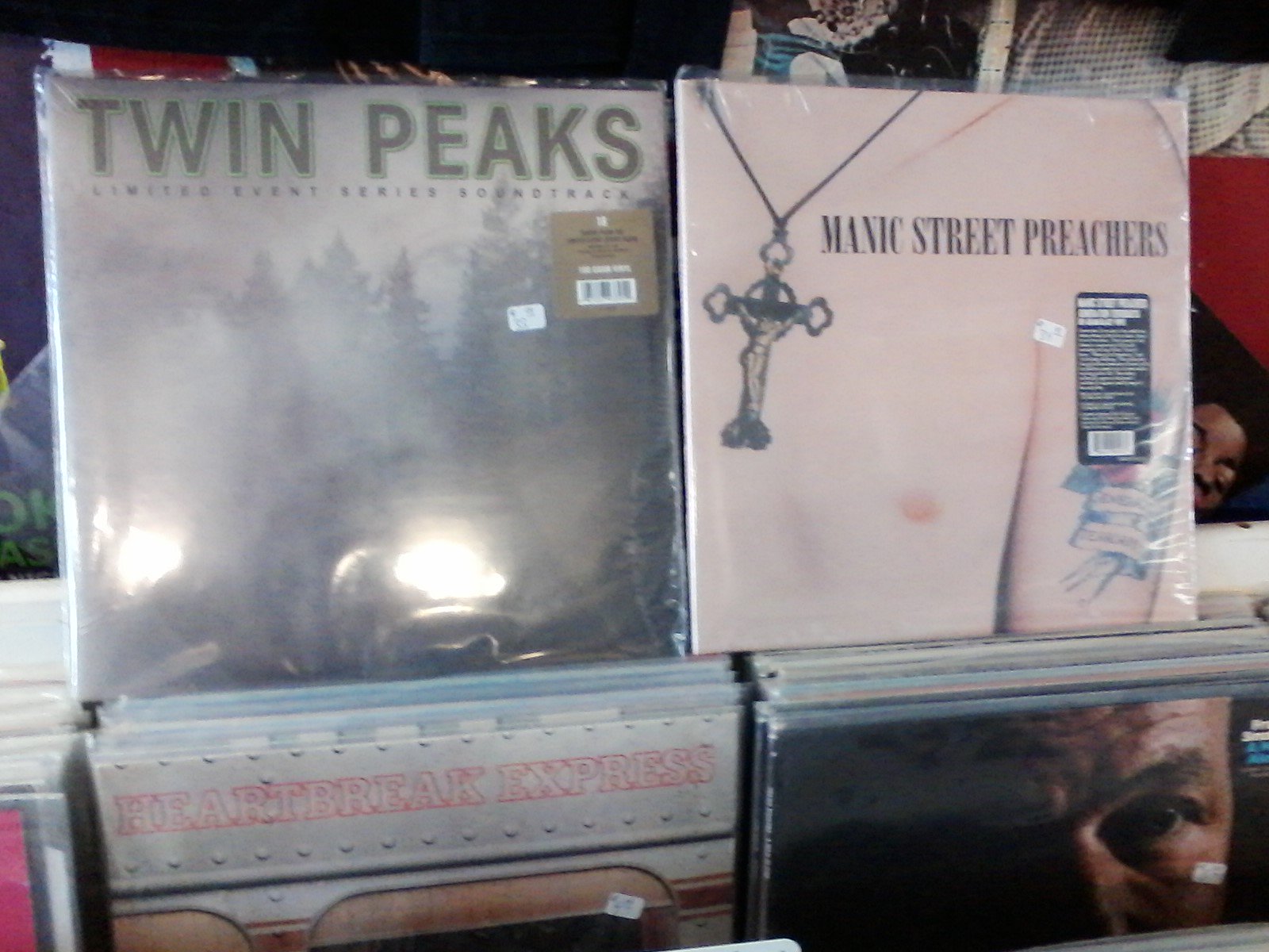 Happy Birthday to David Lynch & Nicky Wire of Manic Street Preachers 
