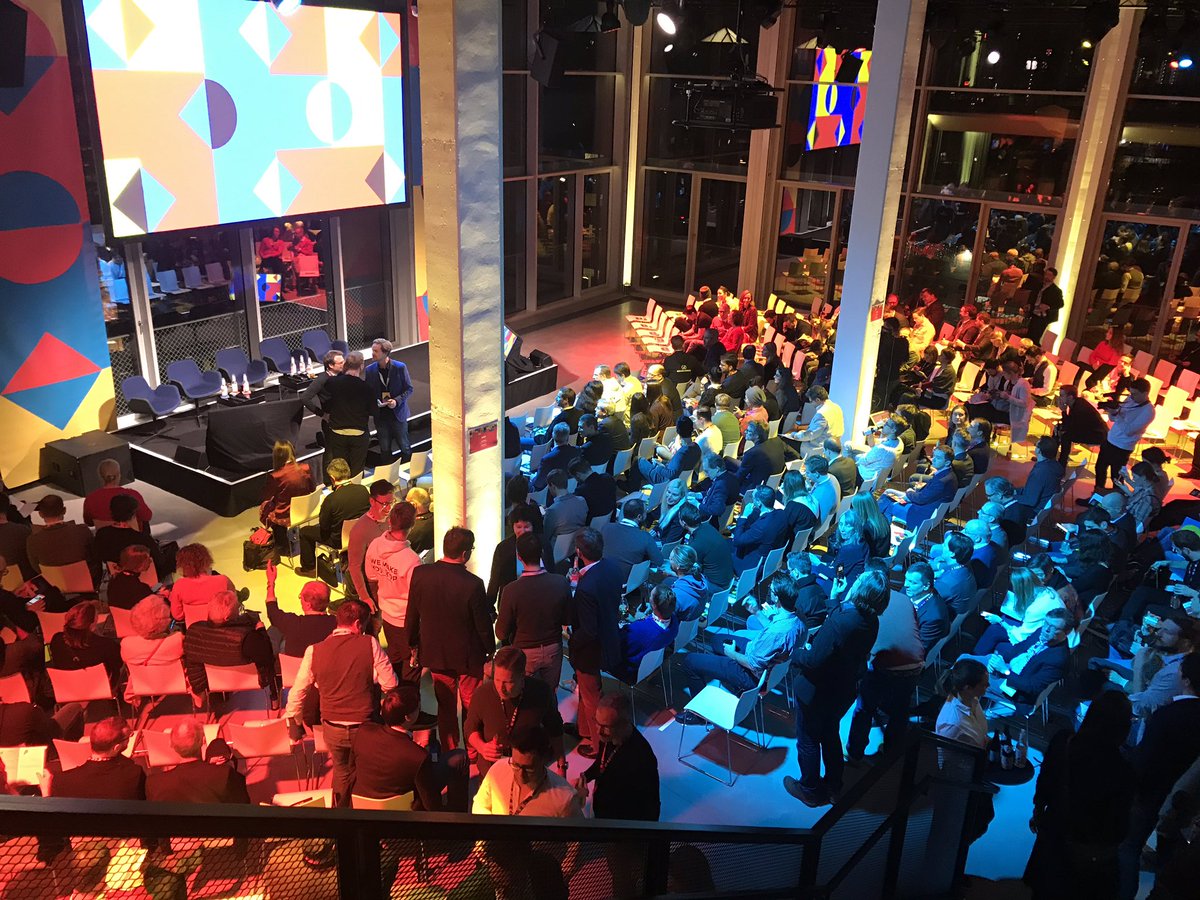 Metrilus GmbH (@metrilus) on Twitter photo #dehubpitchnight <a href="/DLDConference/">DLD Conference</a> gleich geht’s los. #MetriXFreight on stage. Wir bringen die Logistik ins 21. Jahrhundert. #dehubpitchnight <a href="/DLDConference/">DLD Conference</a> gleich geht’s los. #MetriXFreight on stage. Wir bringen die Logistik ins 21. Jahrhundert.