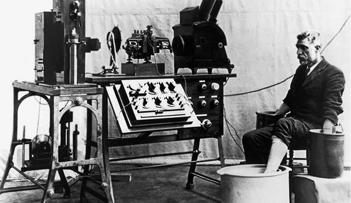 PeroneFrancesco's tweet image. Ecg, the first.
#ecg #ecgfirst #cardio #cardiology #cardiotwitter