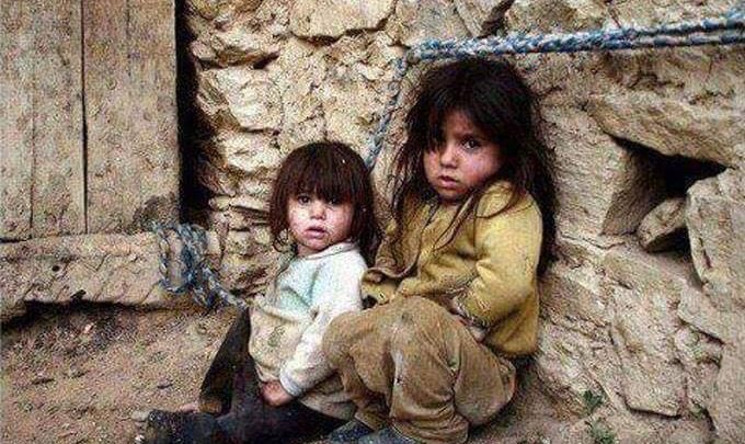 <a href="/alkeree2018/">إدارة الدعم الخيري</a> #قروبات_الدعم_الخيري 

قَِّسوِةّ وِمَرأّرةّ طّفِّوِلَتّهِمَ َّستّلَأّحٌقِنِأّ إلَى أنِ نِدِرګ مََّستّقِبِلَ أطّفِّأّلَ شٍردِتّهِمَ أّلَحٌربِ وِقِتّلَتّ فِّرحٌ أّلَطّفِّوِلَةّ وِبِهِجِةّ أّلَحٌيِّأّةّ فِّيِّ قِلَوِبِهِمَ💔