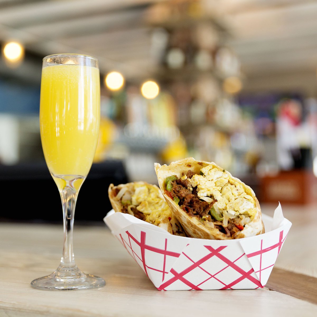 surferthebarJAX's tweet photo. Brunch(n): the socially acceptable excuse for day drinking. 🍾 #sundaysatsurfer
👉🏽@bigfishpoweryoga (10 a.m.)
👉🏽Bottomless Brews, Bloodys, &amp; Bubbles: $10 special or upgrade to premiums for $10 more. (11 a.m. to 4 p.m.) https://t.co/hFY9EZ24CP