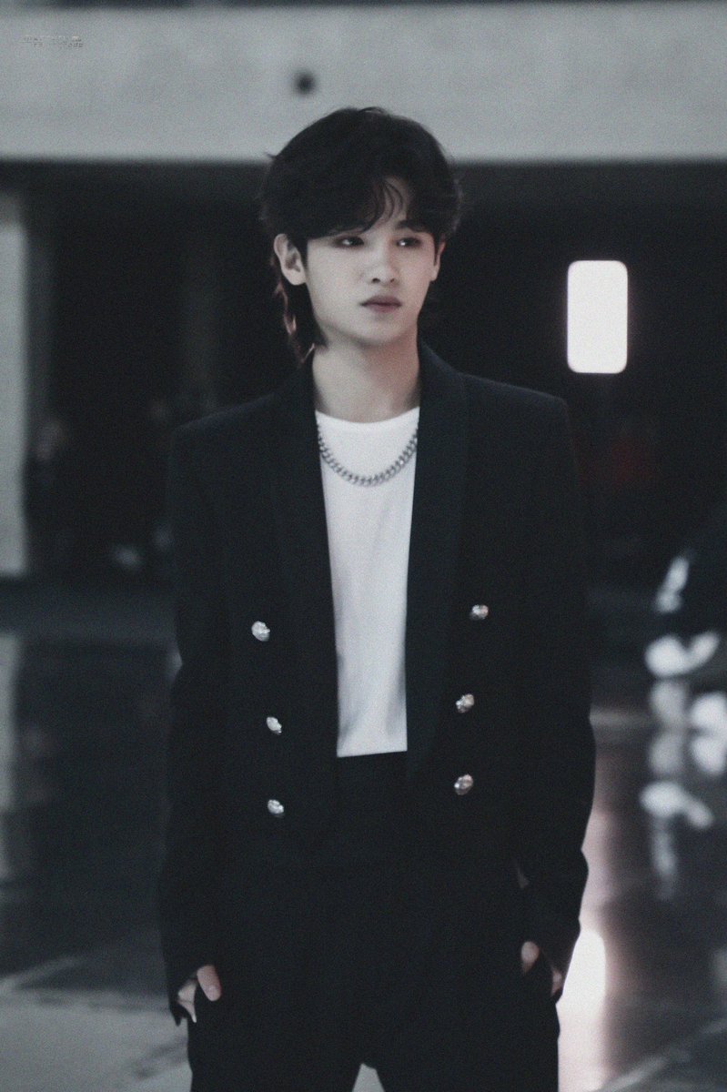 MercuryRetrogr4's tweet photo. 190119 巴黎 HD 4p 🥀

🚫Do not delete logo,share with cr please.

#黄明昊 #Justin #저스틴 #JustinHuang #HuangMinghao https://t.co/BCX4orY3Q8