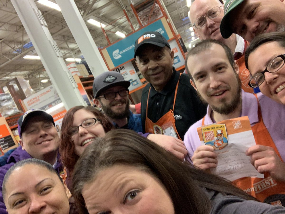 Celebrating Jason, December’s Sales Associate  of the Month at our Morning Meeting!!!   Congratulations Jason!! @M_Carter_OASM @MarkGilbert2501 @BryanGuyHD2501 @Shane_O_HD2501 @DianaBowmanHD <a href="/billshuell/">Bill Shuell</a> <a href="/staceyjsharp1/">Stacey J Sharp-Brown</a>