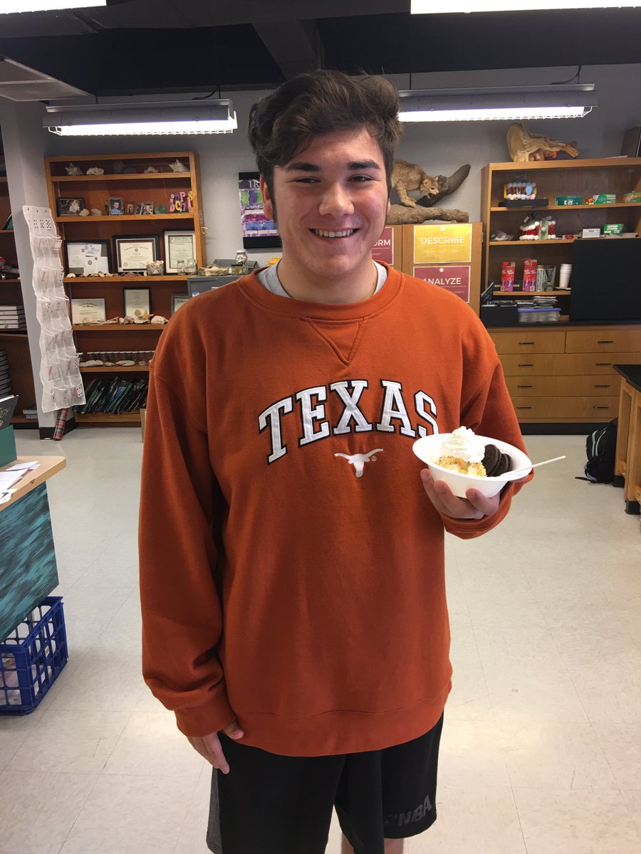 science_007's tweet photo. Protein synthesis ice cream sundae lab was a hit!! #biology #transcription #translation #proteinsynthesis @CoachSheilaEddy @ps_clinton @PaulaHarp10 @ChadOPugh @D_Up_D_Up https://t.co/JtzcnRgIAs