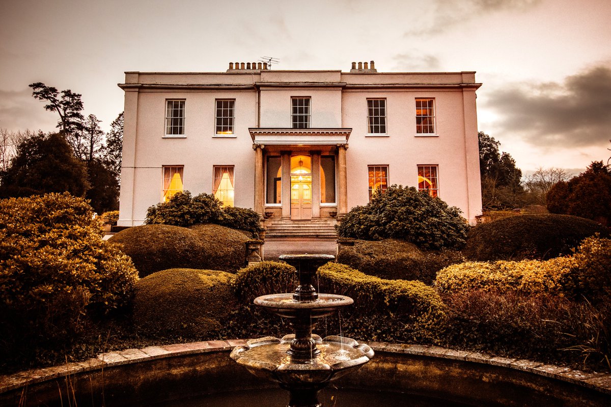 EventsTheMount's tweet photo. Beautiful Ceremonies at The Mount Somerset Hotel and Spa. Come and see a ceremony set up as part of our Wedding Fair on Sunday 17th January.
#weddingcelebrations @mountsomerset https://t.co/h4l8iK2Cc5