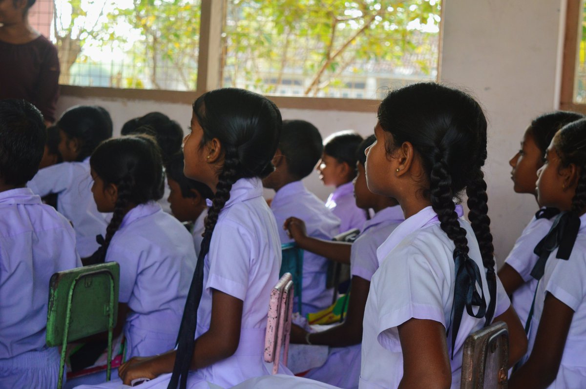 chapaerandi's tweet photo. නොවැම්බර් මාසෙ නාගස්තැන්න ප්‍රාථමිකයේ පටන් ගත්ත පරිසර පාඩමේ II වන කොටස "සමනල්ලු" ගැන.කට්ටියගෙ උද්‍යෝගයෙ තරම කියනව නම් එකම වීඩියෝ එක ආයෙ ආයෙ පෙන්නන්න උනා 😍

ඔබ සියලුදෙනා @TCharity_SL සමග එක්ව දායක වුණේ අනාගතයට අවශ්‍ය දැනුමැති  පරිසර නායකයින් බිහි කරන්න 🙏

III වන අදියරෙන්... https://t.co/5s3w9leJ0R