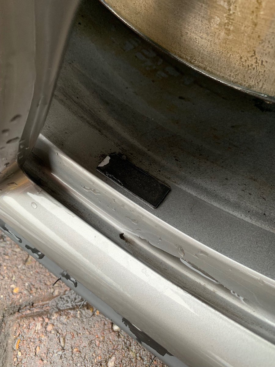 STAMZO1990's tweet photo. If the expense of 4 new tyres isn’t enough... to get my car back from having 4 new tyres and to finding they have damaged one on my alloys! The garage @f1autocentres (Doncaster) won’t take no responsibility as I purchased them through @blackcircles https://t.co/rVJrX0pMME