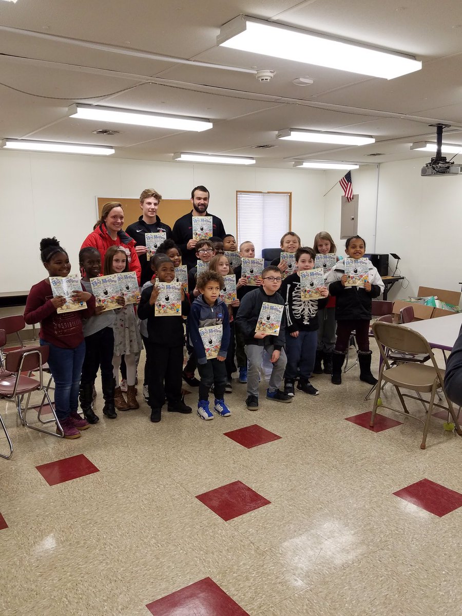 Thank you OSU student athletes! The 2nd &amp; 7 program read books to our 2nd graders and everyone got a book! 📚♥️