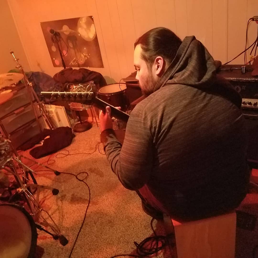 Fine tuning our new material for you guys. @FragmentedO #fragmentedtranquility #oklahomametal #okcmetal #talentedmusicians #7string #djent #progmetal #progressivemetal #heavymetal #guitarist #metalhead #extendedrange