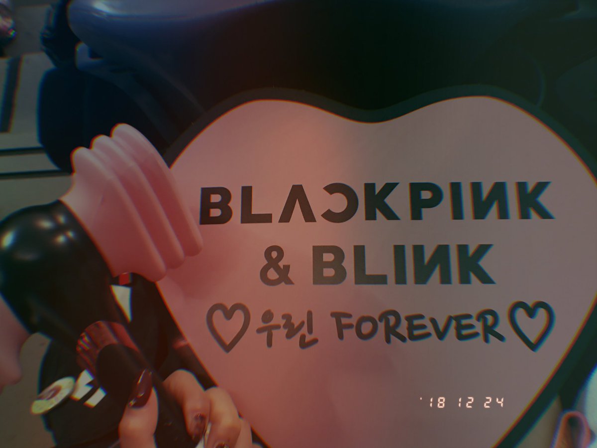 JUNE_iKONIC's tweet photo. .

(96)97line  リサペン🐿🐿💓デス
繋がりましょ～\( ˆoˆ )/🖤

.
#BLACKPINK好きな人と猛烈に絡みたいのでこれを見た人はRTしてください 
#BLACKPINK好きな人と繋がりたい 
#BLINK #らぶりつで気になった人お迎え https://t.co/4yOUOhgbm6