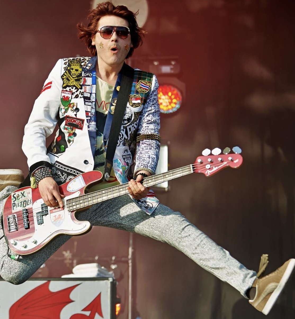 Happy Birthday Nicky Wire! My birthday twin!   