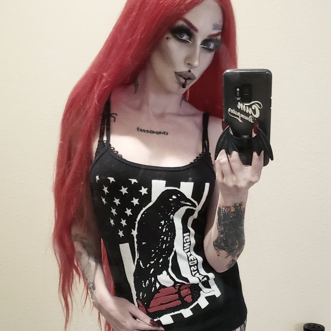 #NewProfilePic https://t.co/xmFkEKImB6<a href="/tag/newprofilepic"class="tags">#NewProfilePic</a>