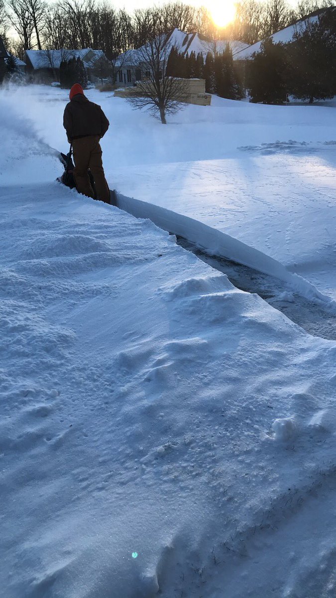GehretLA's tweet photo. Digging out this morning in Findlay! ❄️ @Ryan_Wichman https://t.co/wMFXhdfdbF
