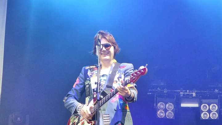 Happy birthday Nicky Wire! 