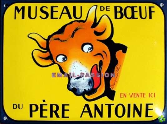 Cette stratégie consiste à mettre en scène des individus se réjouissant à l'idée d'être exploités et dévorés ; voire se découpant tout seuls, car on n'est jamais si bien servi·e que par soi même, n'est-ce pas ? Exemples d'hier :