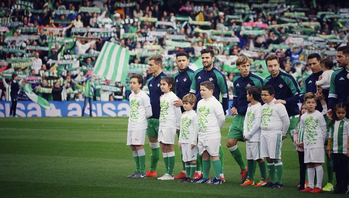 ¡¡ Este equipo no se rinde !! Primeros 3 puntos del año.
Seguimos <a href="/RealBetis/">Real Betis Balompié 🌴💚</a> 💪🏻 .