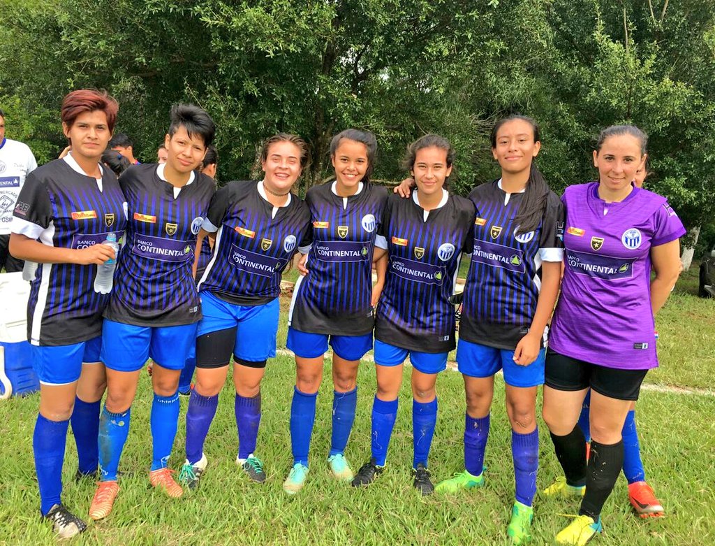 22Femenino's tweet photo. Copa Kuña 
 Fecha3
#22deSet. 3- 0 #Pettirossi  
#LosLabriegos 0- 1 #1deMarzo  
#SanJuanDelP. 0-6 #Athletic
Tabla
1- 22 de Set.             7  
2- Athletic FBC         5
3- Pettirossi              4
4-  1 de Marzo          4
5- San Juan del P.    2
6-Los Labriegos       1 https://t.co/6gebbqkgYU