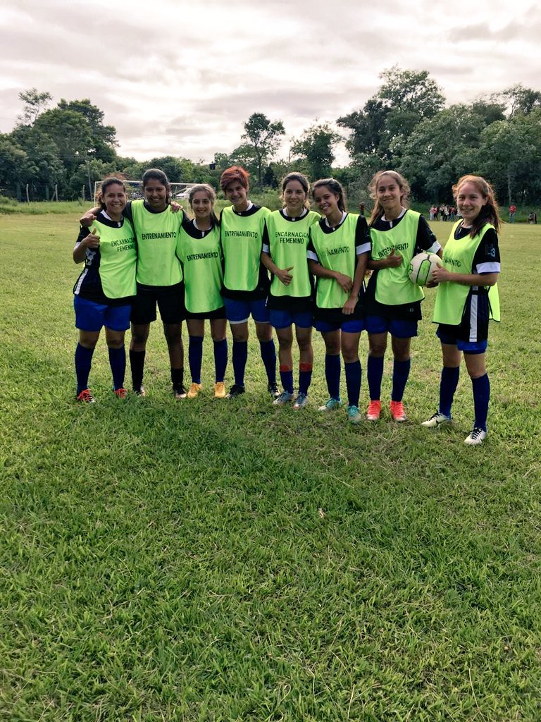 22Femenino's tweet photo. Copa Kuña 
 Fecha3
#22deSet. 3- 0 #Pettirossi  
#LosLabriegos 0- 1 #1deMarzo  
#SanJuanDelP. 0-6 #Athletic
Tabla
1- 22 de Set.             7  
2- Athletic FBC         5
3- Pettirossi              4
4-  1 de Marzo          4
5- San Juan del P.    2
6-Los Labriegos       1 https://t.co/6gebbqkgYU