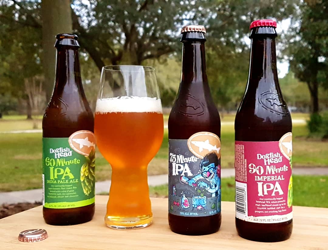 TomoCerveza's tweet photo. Vamos probando minuto a minuto.

Clásica línea de cervezas de #DogfishHead en dónde el lúpulo se va agregando de forma continua por X minutos en su cocción. Comenzó con 90 Minutes IPA y acaban de lanzar (por 1ra vez en botella) su 75 Minutes IPA. https://t.co/oJbrW33PtK