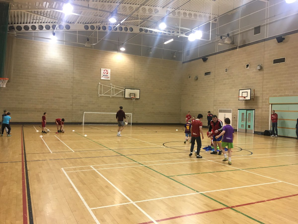 BristolDS1's tweet image. Great session today working on control, turning and team work and as always putting the skills we practiced to the test with a match at the end ⚽️⚽️ #DSFootball #InclusiveActivity