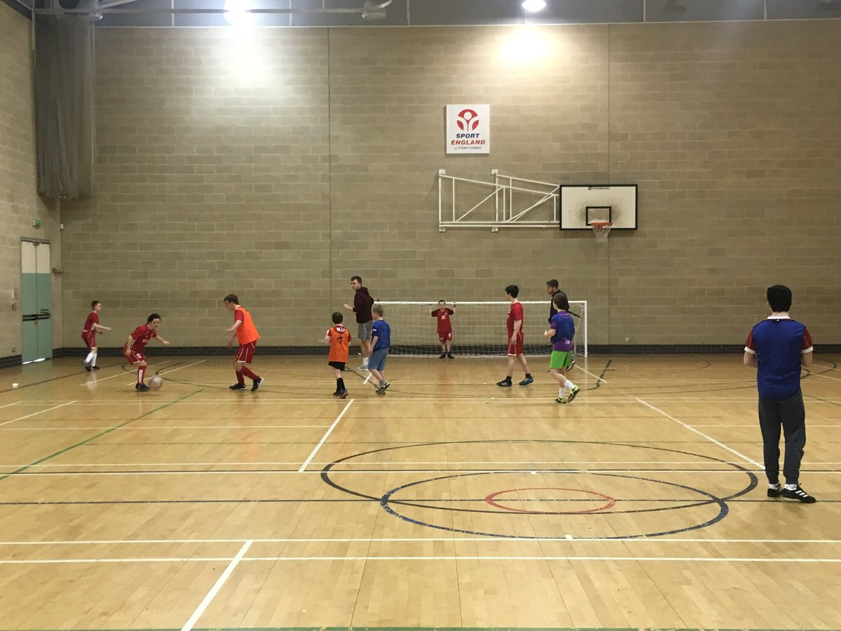 BristolDS1's tweet image. Great session today working on control, turning and team work and as always putting the skills we practiced to the test with a match at the end ⚽️⚽️ #DSFootball #InclusiveActivity