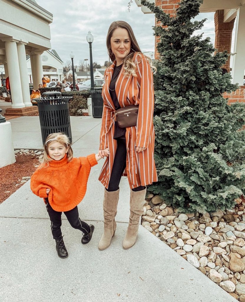 TangerOutlets's tweet photo. Orange you glad you shopped at #TangerOutlets, @whitneypeavy? 😉 Make sure you scout out our deals before heading to your favorite center: https://t.co/WWvLl280Ff https://t.co/E1lzLtwGCv