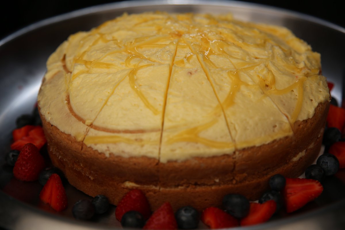 fayredo's tweet image. Rules for Sunday:

1) Bake a cake
2) Lie horizontal on the sofa all day

#OnLocation #CrewCatering #LocationCatering #SetLife #Catering #Producer