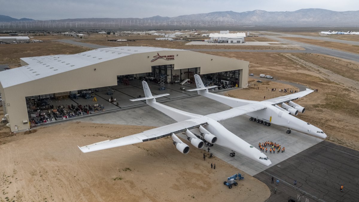 GNT_fr's tweet image. Stratolaunch : le premier vol se rapproche generation-nt.com/stratolaunch-r… #Stratolaunch #PremierVol #Roulage