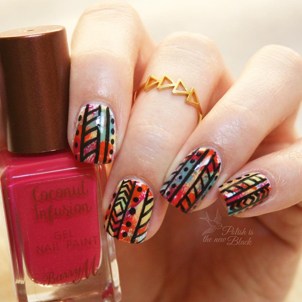 Aztec design over my dry brush mani using <a href="/BarryMCosmetics/">Barry M Cosmetics</a> bit.ly/2FKf69r #barrym #notd #nailart #coconutinfusion