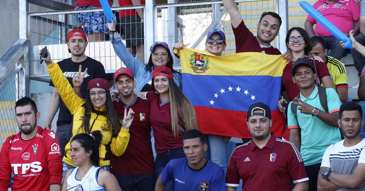maryymendoza_'s tweet photo. Corazón VINOTINTO pero mi sangre es AURIMARRON #LBDLP🇻🇪💛 https://t.co/YwDeZsdPRI