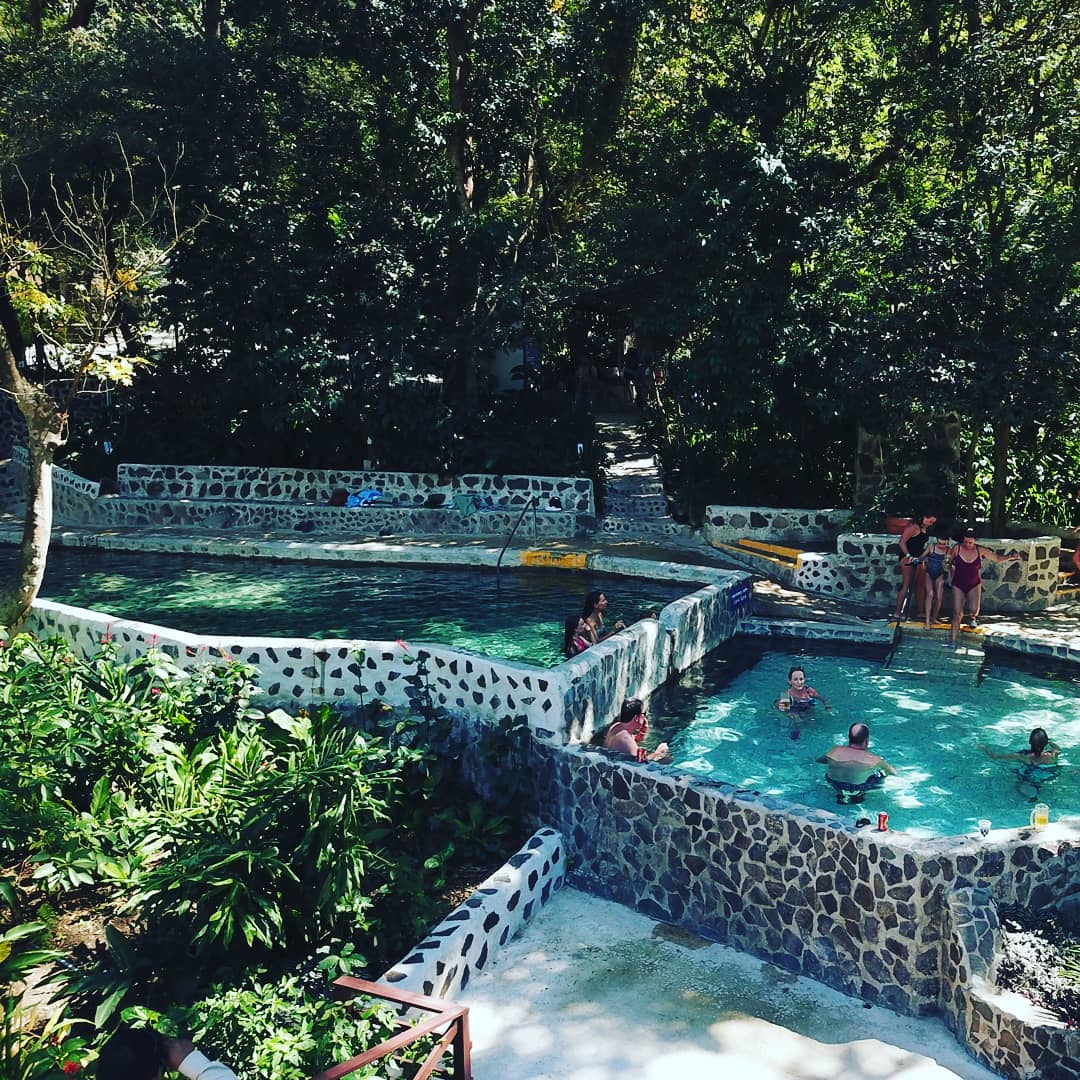 crazeeadventure's tweet photo. Flashback to last week
Enjoyed the thermal pools
Really enjoyed this place 
The staff are so knowledgeable
Exceptional service #CostaRica
#buenavistadelrincon #thermalpools 
#geothermalpools #spa #nature 
#relaxation #health #travel #hotsprings  #dronephotography #droneinstagram https://t.co/g3cjobW4BY
